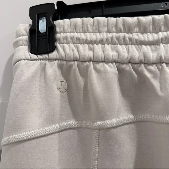 ✅SOLD✅ LuluLemon Softstreme High-Rise Breathable Pant Off White (Bone) US - Picture 7 of 11